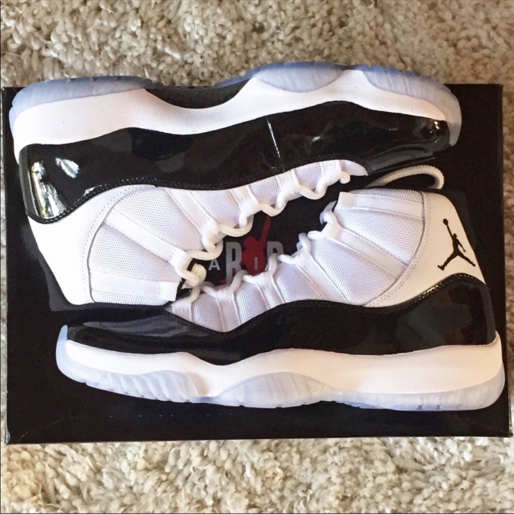 Air Jordan Concord 11s